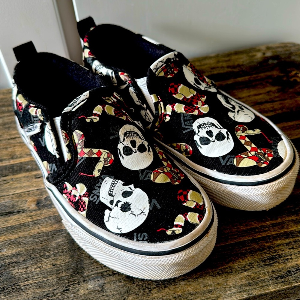 VANS Kid's Asher Graphic Print Slip On Sneakers
